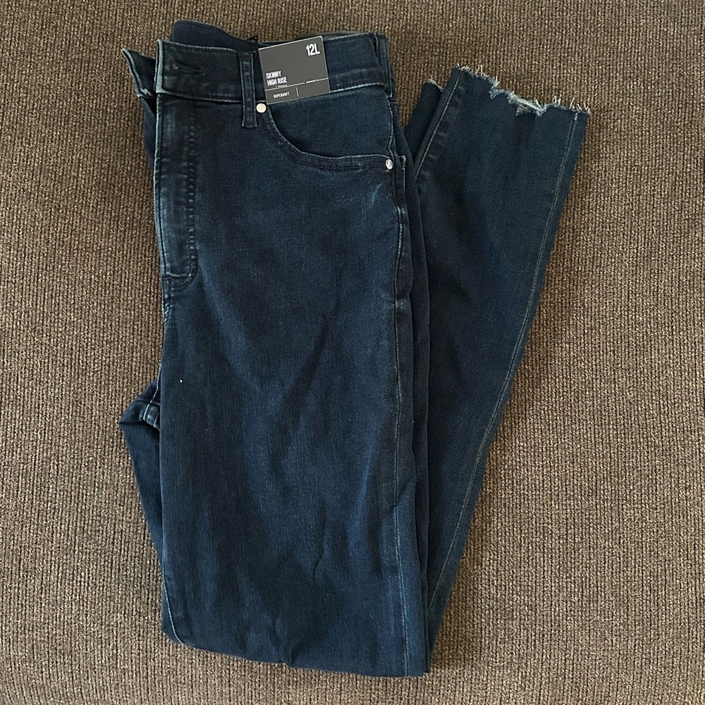 NWT Express High Rise Skinny Distressed Supersoft 12 LONG
